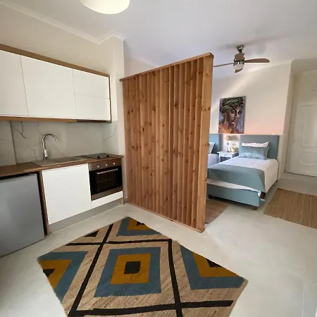 Nereides Suites Agios Gordios  Extérieur photo