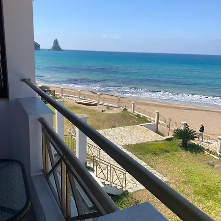 Nereides Suites Agios Gordios  Extérieur photo